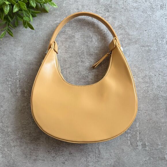 NA-KD Yellow Glossy Rounded Bag One Size - Picture 1 of 4